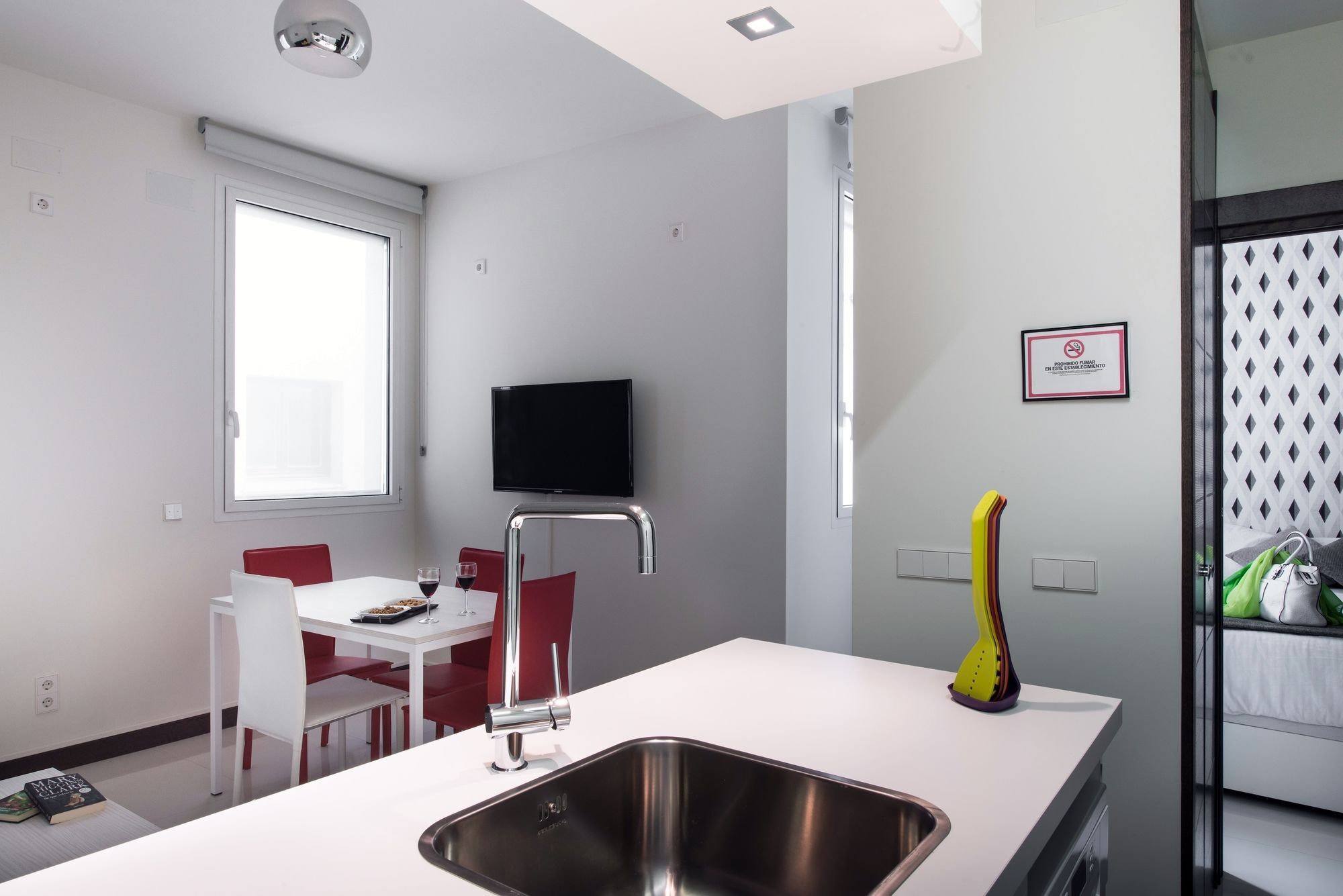 Roisa Suites Мадрид Екстер'єр фото