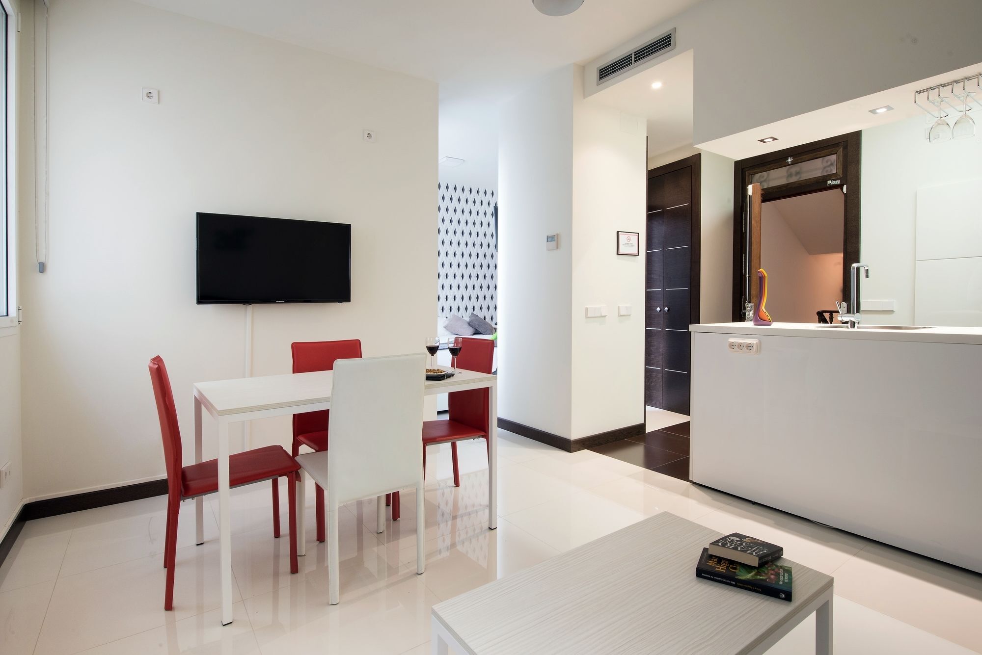 Roisa Suites Мадрид Екстер'єр фото